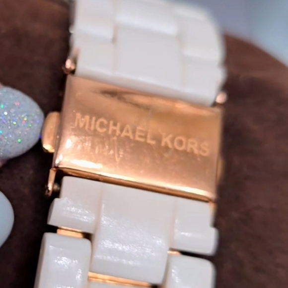 Michael Kors White Crystal-Accent Chronograph Watch + Extra Links